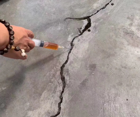 长治混凝土裂缝修补技术详解​